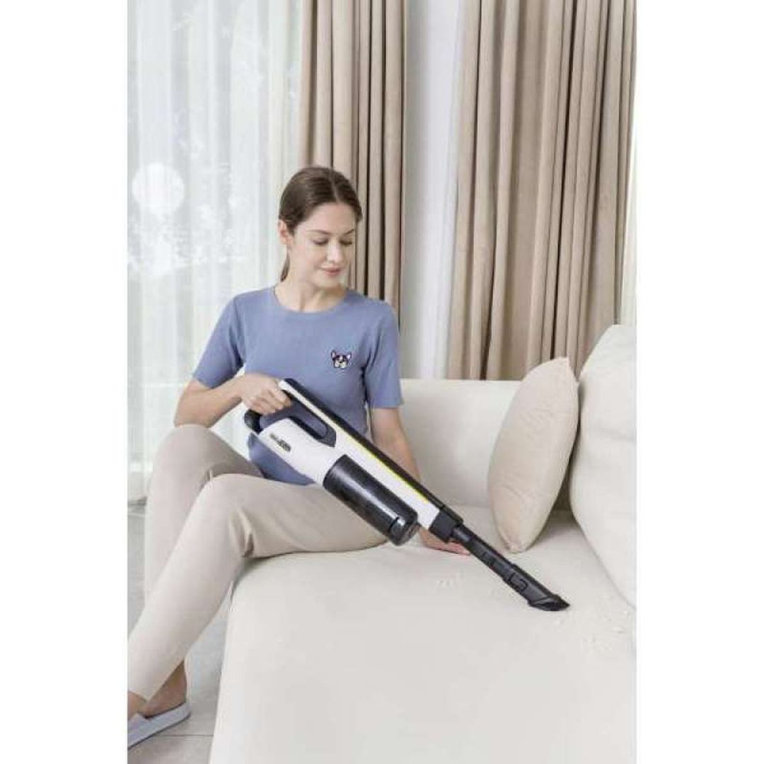 Karcher VC 4s Cordless (White) *SEA Handheld Vacuum Cleaner / Penyedot Debu Baterai Tanpa Kabel white