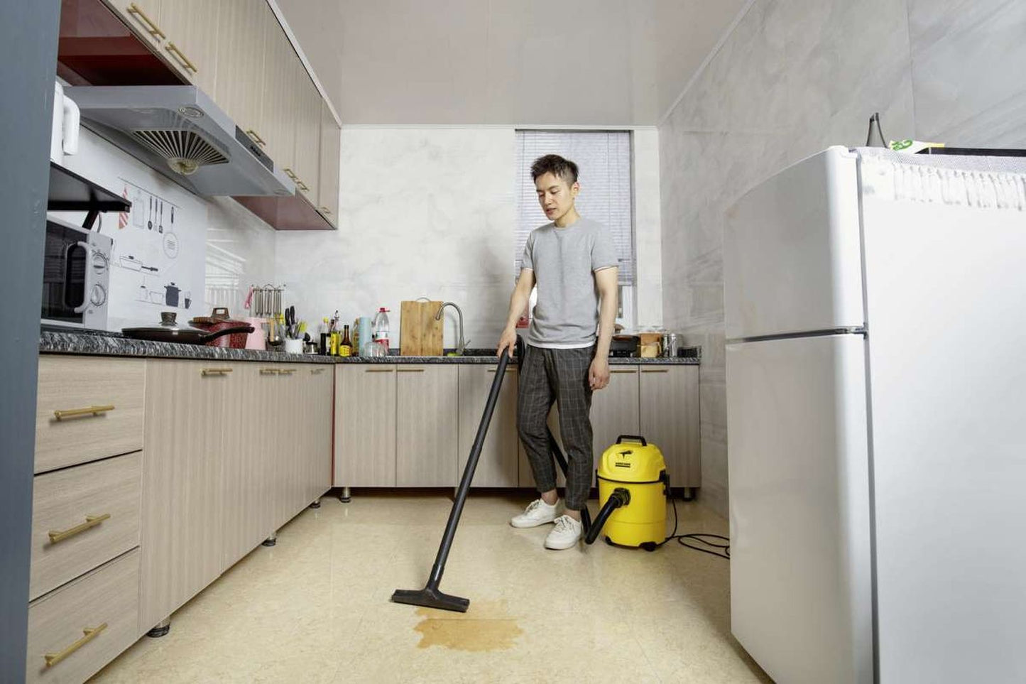 Karcher WD 1 Classic *KAP 1200 Watt Vacuum Cleaner Wet & Dry kuning